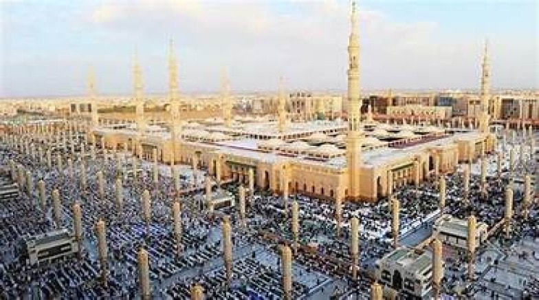 Gli imam di La Mecca e Medina sono stati ordinati a ridurre il sermone del venerdì a causa del caldo.