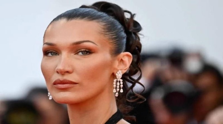 Adidas ritira le immagini della supermodella palestinese Bella Hadid.